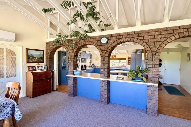 Photo of property in 270 Whartons Road, Island Stream, Oamaru, 9492