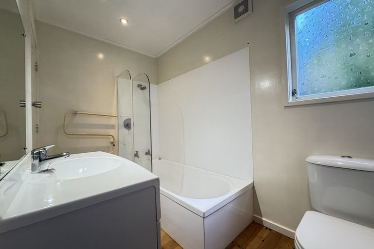 Photo of property in 88 Homebush Road, Khandallah, Wellington, 6035