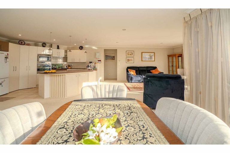 Photo of property in 14b Karaka Drive, Kerikeri, 0230