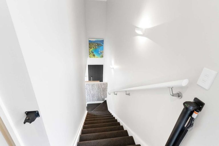 Photo of property in 16 Brian Keogh Lane, Wigram, Christchurch, 8025