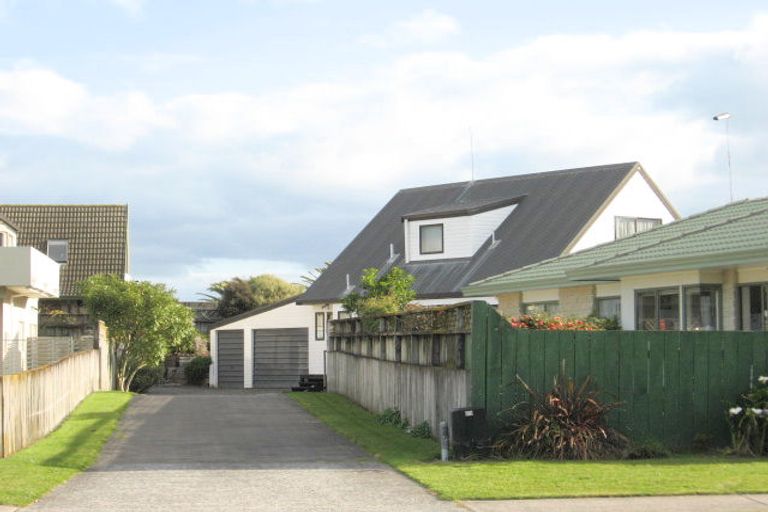 Photo of property in 318 Papamoa Beach Road, Papamoa Beach, Papamoa, 3118