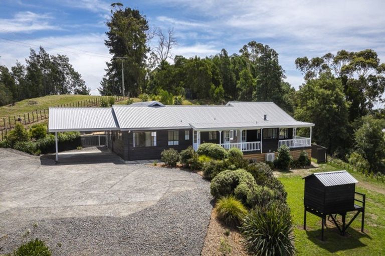 Photo of property in 67 Te Mata Peak Road, Havelock North, 4130