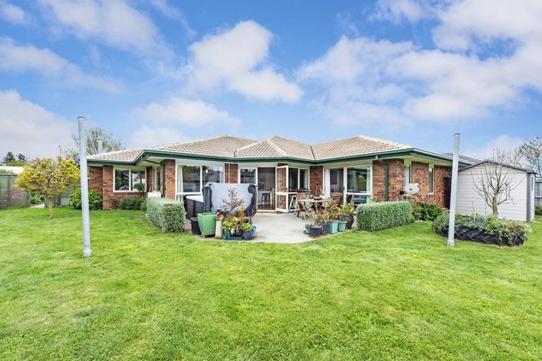 Photo of property in 79 North Terrace, Darfield, 7510