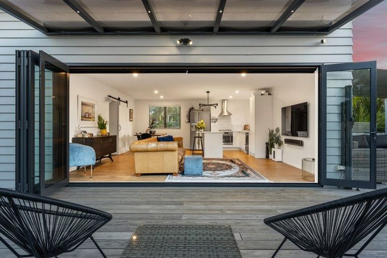 Photo of property in 18 Seabreeze Road, Mangawhai Heads, Mangawhai, 0505