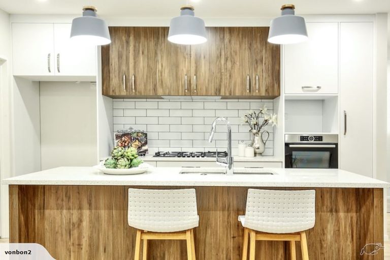 Photo of property in 54 Schoolside Road, Kumeu, 0810