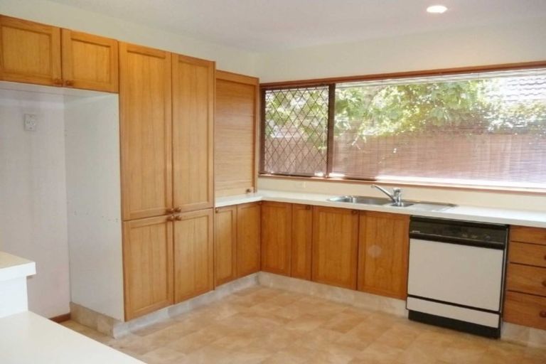 Photo of property in 40 Briarmont Street, Avondale, Christchurch, 8061