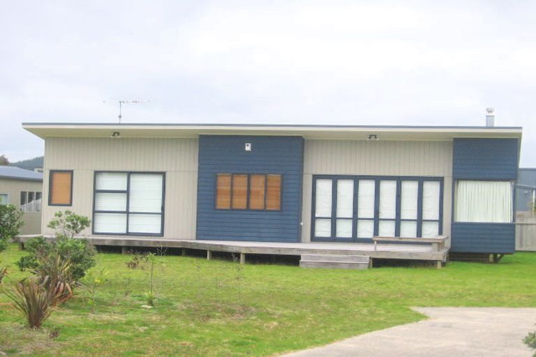 Photo of property in 119 Puka Crescent, Matarangi, Whitianga, 3592