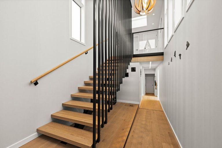 Photo of property in 135 North Shore Road, Eskdale, Napier, 4182