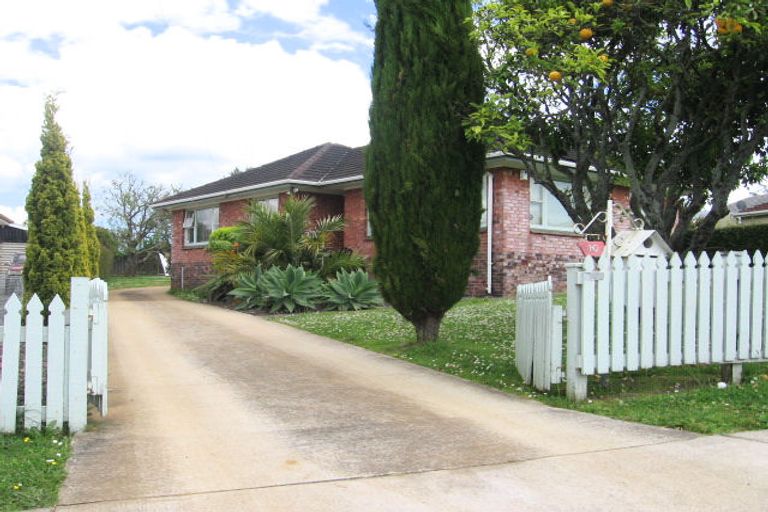 Photo of property in 10 Raymond Road, Papatoetoe, Auckland, 2025