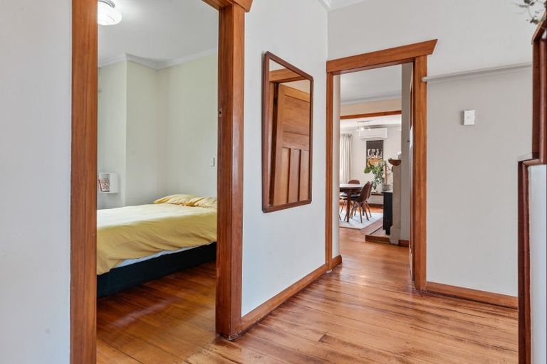 Photo of property in 180 Brooklands Road, Vogeltown, New Plymouth, 4310