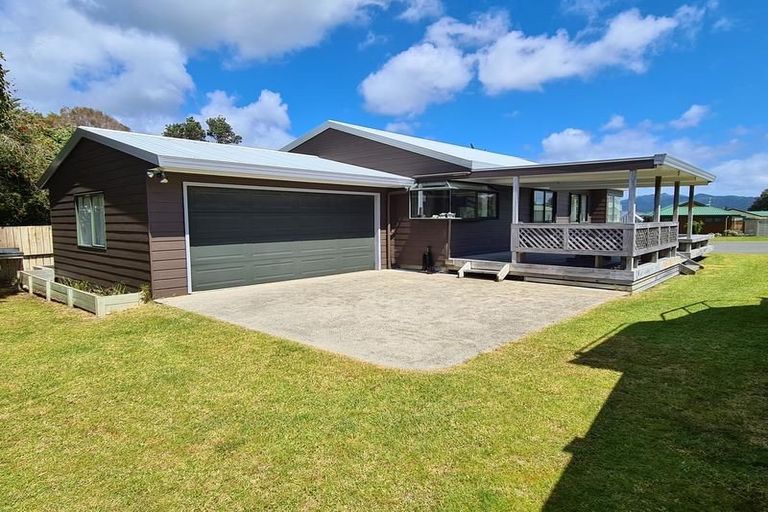 Photo of property in 109 Manuka Place, Matarangi, Whitianga, 3592