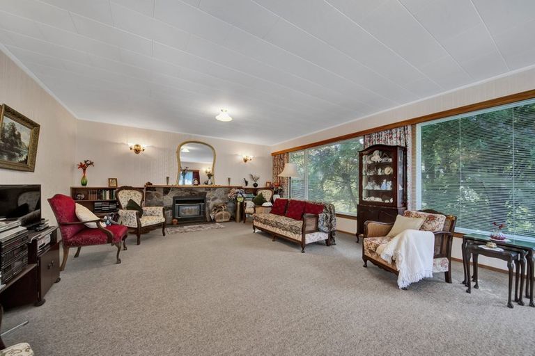 Photo of property in 1 High Road, Hawera, 4610