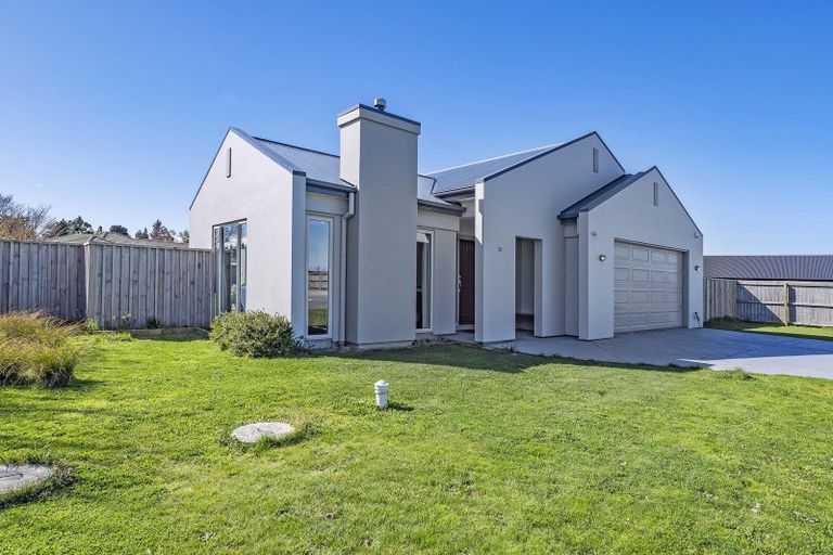 Photo of property in 33 School Lane, Kirwee, Darfield, 7571