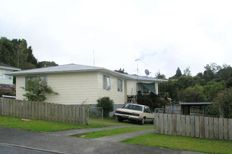 Photo of property in 7 Arde Place, Massey, Auckland, 0614