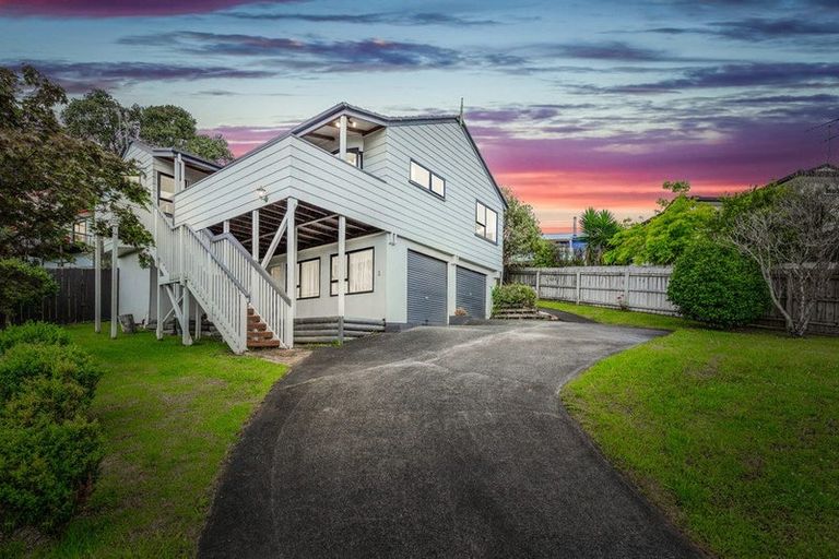 Photo of property in 14 Clearview Heights, Ranui, Auckland, 0612