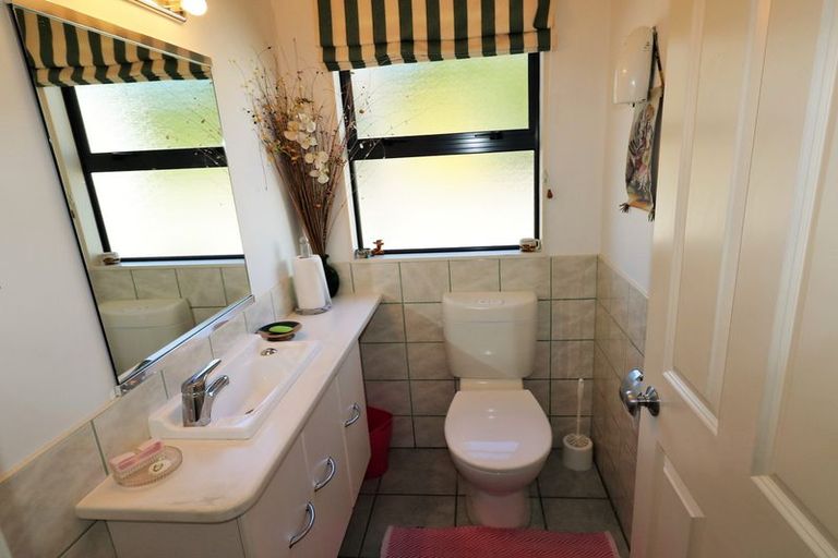 Photo of property in 57 Frederick Street, Carterton, 5713