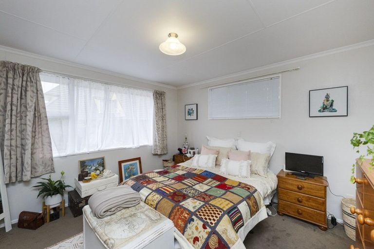 Photo of property in 12b Martin Street, Palmerston North, 4414