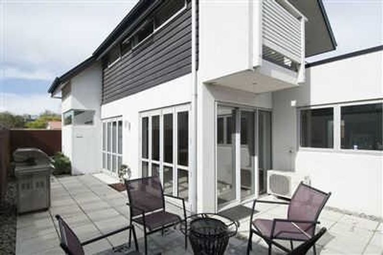 Photo of property in 30 Mayfair Street, Riccarton, Christchurch, 8011