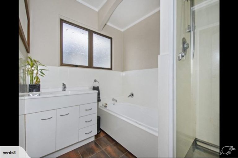 Photo of property in 24 Escalona Street, Te Kamo, Whangarei, 0112