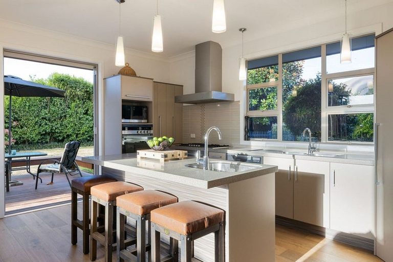 Photo of property in 5 Cooper Crescent, Cambridge, 3434