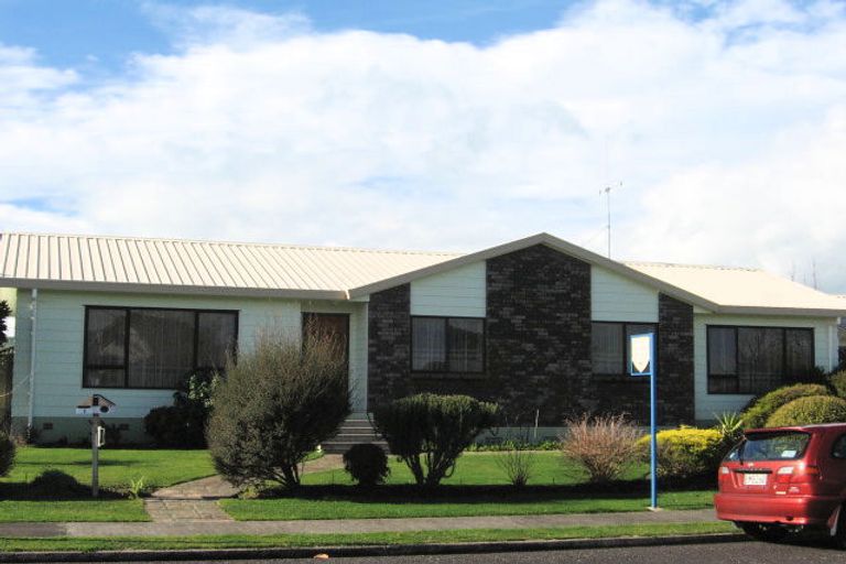 Photo of property in 1 Rogers Place, Fairview Downs, Hamilton, 3214