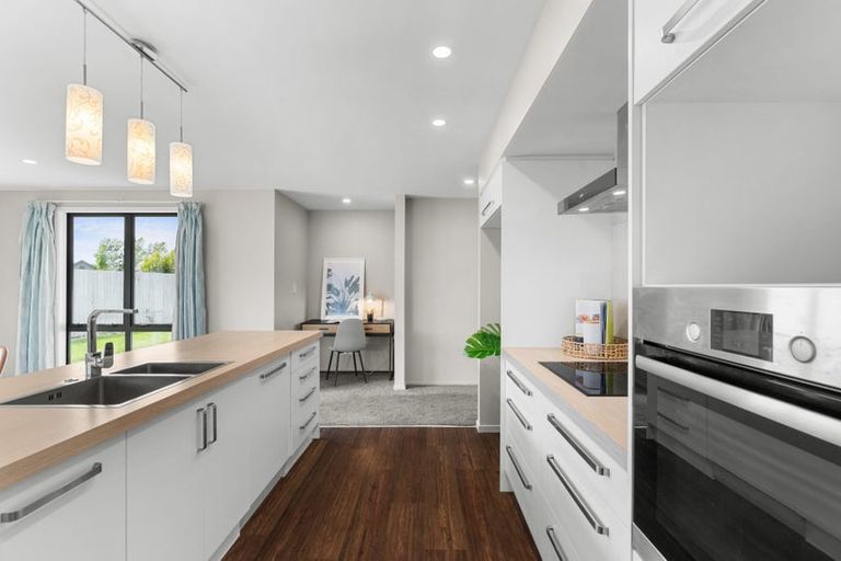 Photo of property in 7 Piper Street, Halswell, Christchurch, 8025