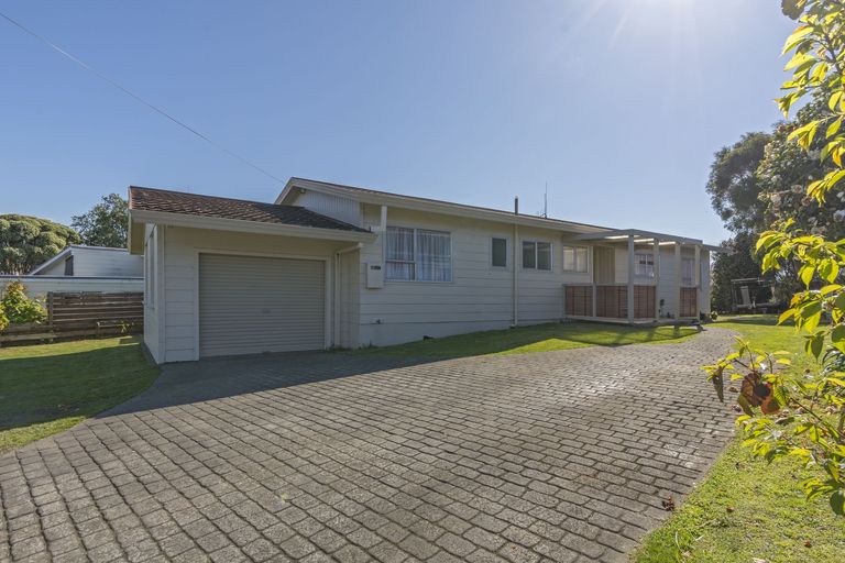 Photo of property in 61 Sherwood Street, Bellevue, Tauranga, 3110