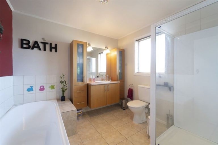 Photo of property in 16 Plunket Street, Solway, Masterton, 5810