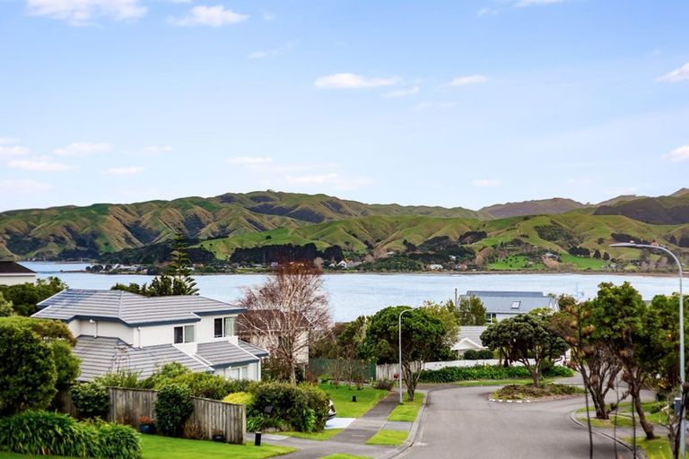 Photo of property in 14 Portage Place, Whitby, Porirua, 5024