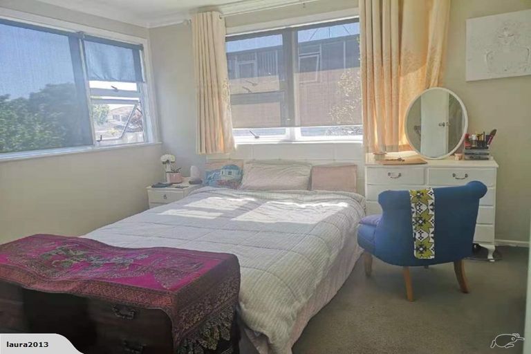 Photo of property in 7 Ellesmere Crescent, Pakuranga Heights, Auckland, 2010