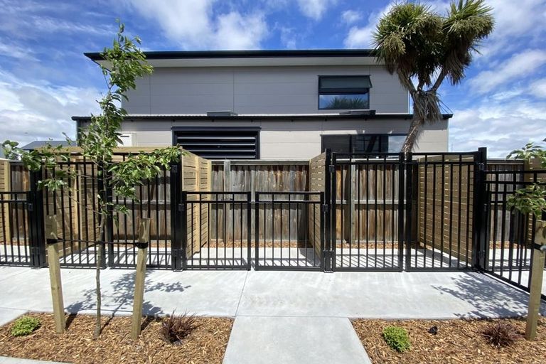 Photo of property in 9/129 Sherborne Street, St Albans, Christchurch, 8014