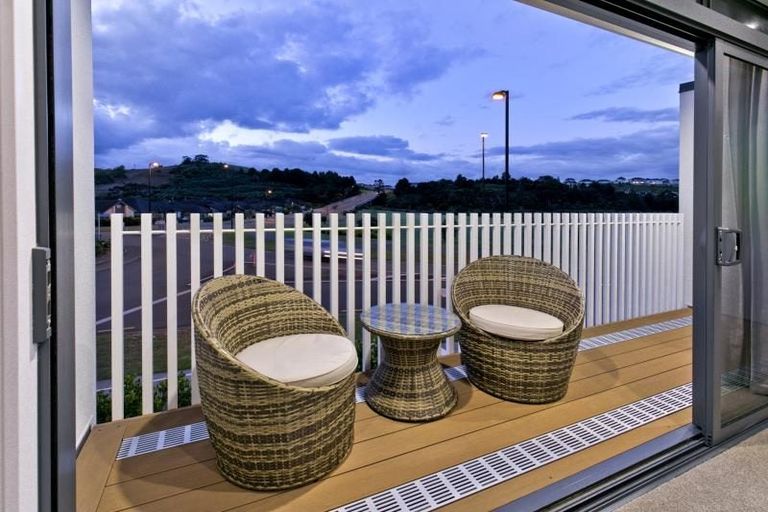 Photo of property in 291d Millwater Parkway, Silverdale, 0932