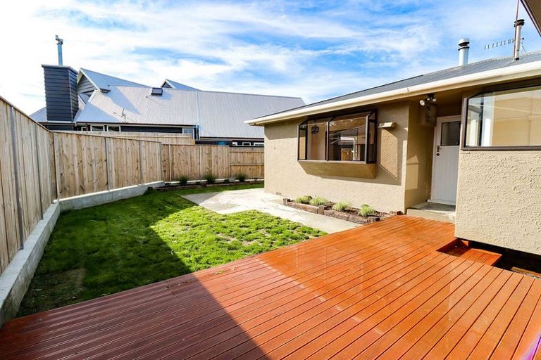 Photo of property in 5 Woodstock Place, Hokowhitu, Palmerston North, 4410