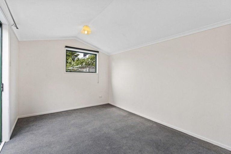 Photo of property in 51 Lyn Street, Lynmouth, New Plymouth, 4310