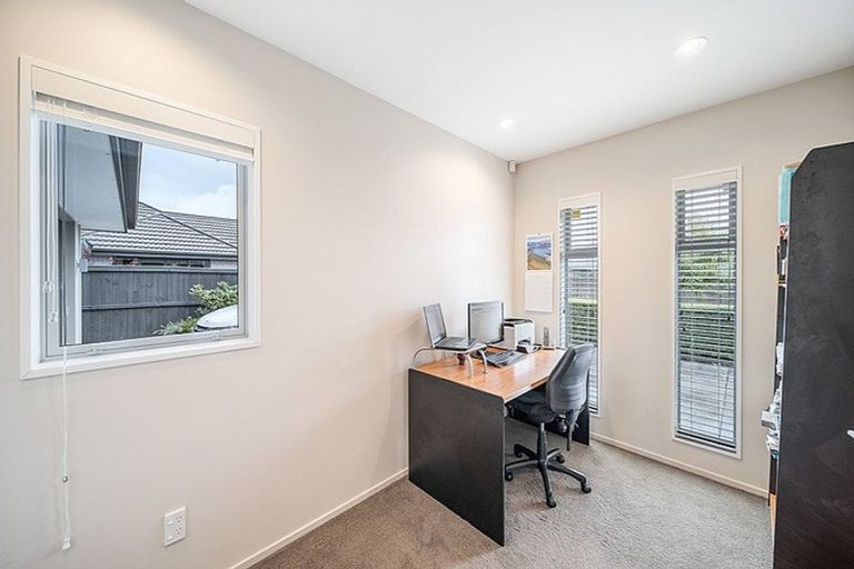 Photo of property in 14 Shona Lane, West Melton, 7618