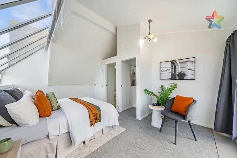 Photo of property in Mcfarlane Mews, 7/2 Mcfarlane Street, Mount Victoria, Wellington, 6011