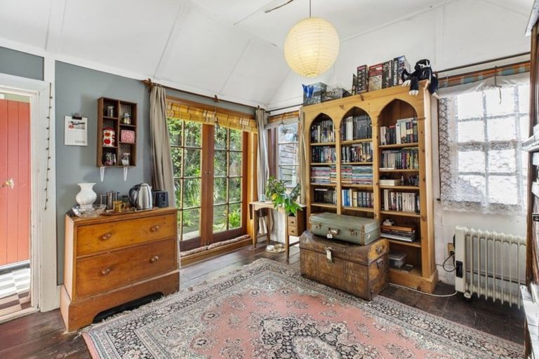 Photo of property in 240 Tinakori Road, Thorndon, Wellington, 6011