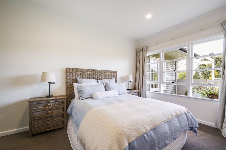 Photo of property in 16 Kopanga Road, Havelock North, 4130