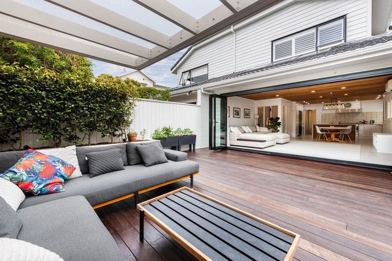 Photo of property in 1/5 Park Avenue, Takapuna, Auckland, 0622