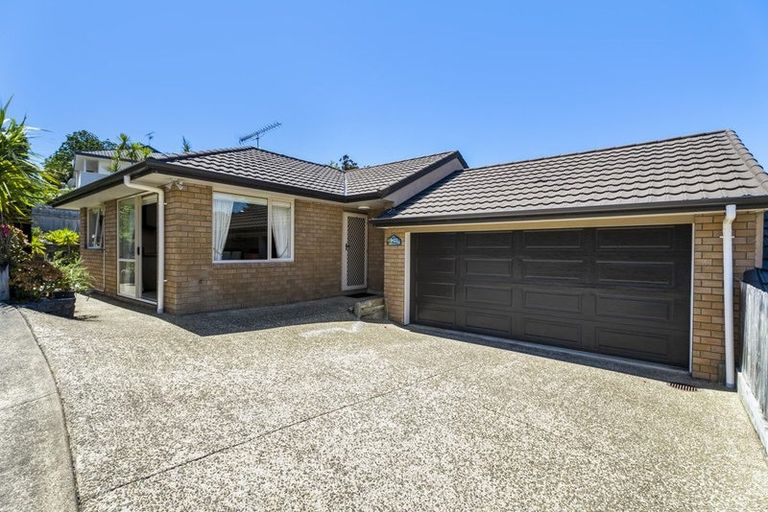 Photo of property in 1/22 Ellenbury Place, Stanmore Bay, Whangaparaoa, 0932