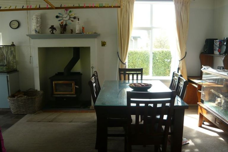 Photo of property in 10 Massey Street, Waimate, 7924