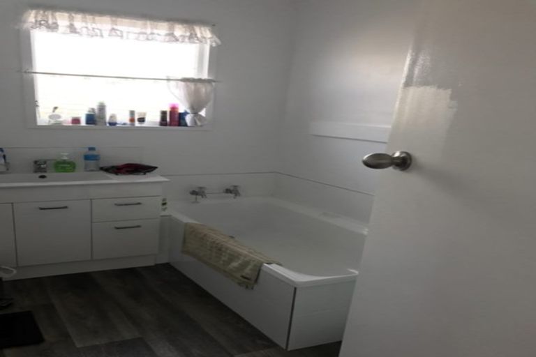 Photo of property in 1/87 Cottonwood Street, Parklands, Christchurch, 8083