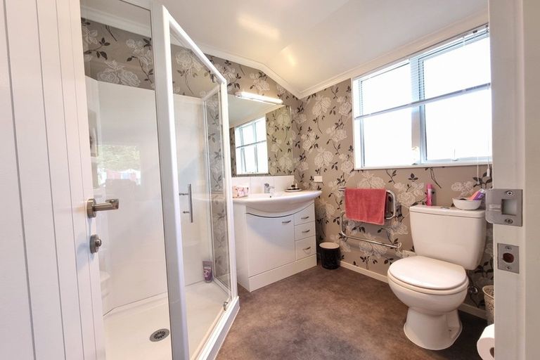 Photo of property in 20 Westvale Drive, Greymouth, 7805