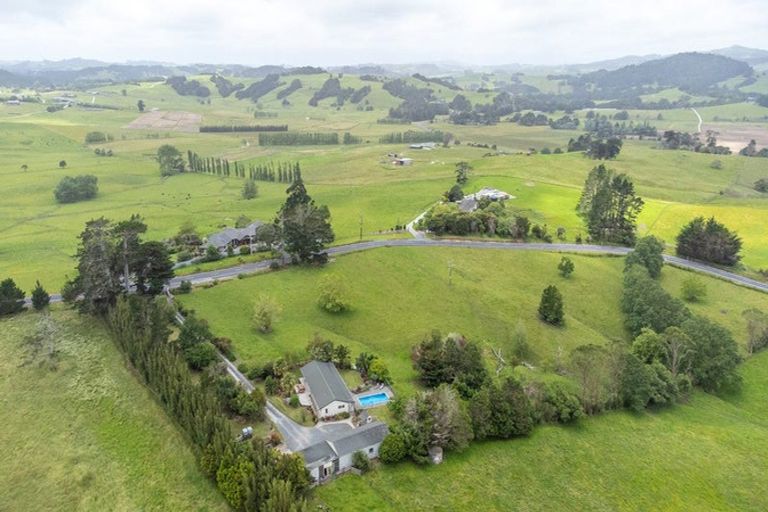 Photo of property in 73 Waiteitei Road, Wellsford, 0974