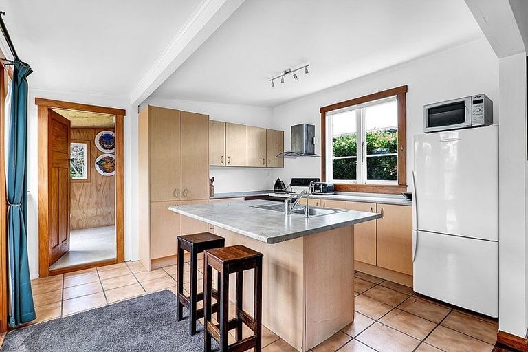 Photo of property in 193 Saint Aubyn Street, New Plymouth, 4310