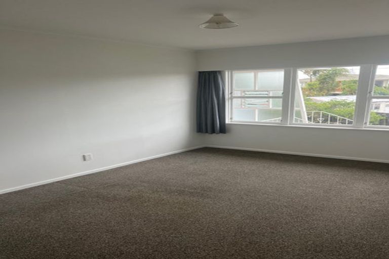 Photo of property in 12 Michelle Place, Mangere, Auckland, 2022