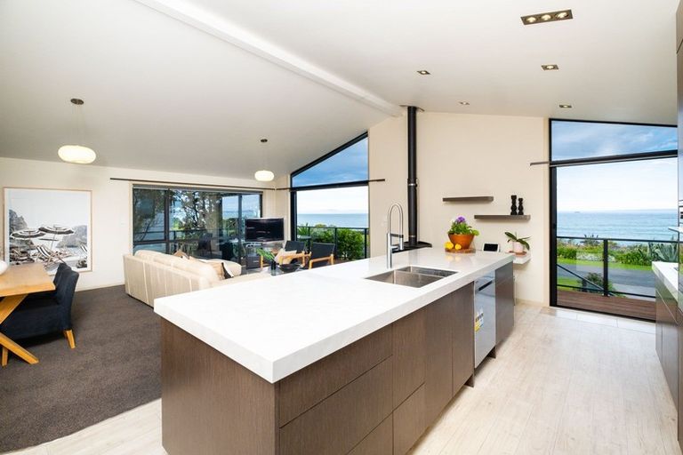 Photo of property in 247 Whirinaki Road, Eskdale, Napier, 4182