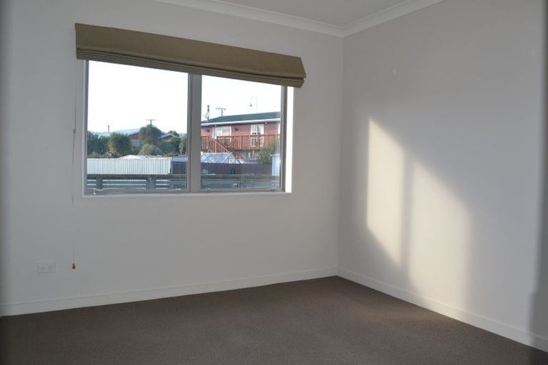 Photo of property in 6 Tamihana Street, Otaki, 5512