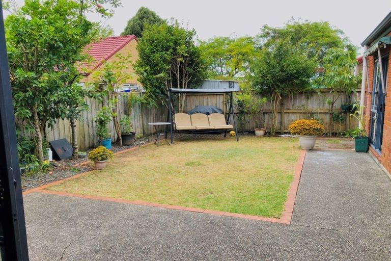 Photo of property in 9 Westvale Avenue, Ranui, Auckland, 0612