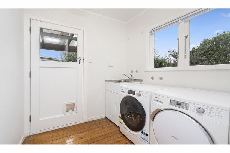 Photo of property in 35 Hall Road, Kerikeri, 0230